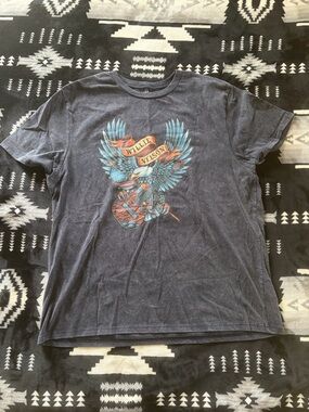 Willie Nelson Graphic Tee - Charcoal Crewneck Short Sleeve